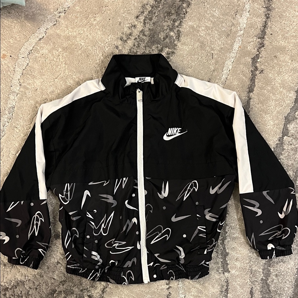 Nike Kids Jacket size 5-6